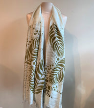 Load image into Gallery viewer, Fern Leaves Scarf - 2 colours available